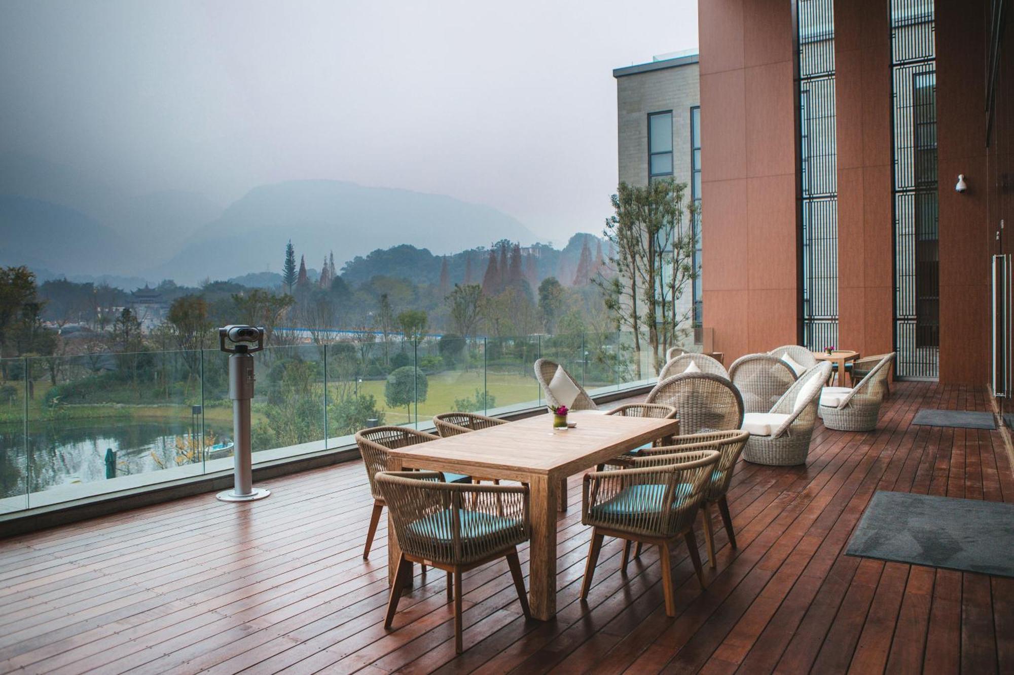 Le Meridien Emei Mountain Resort Emeishan Buitenkant foto