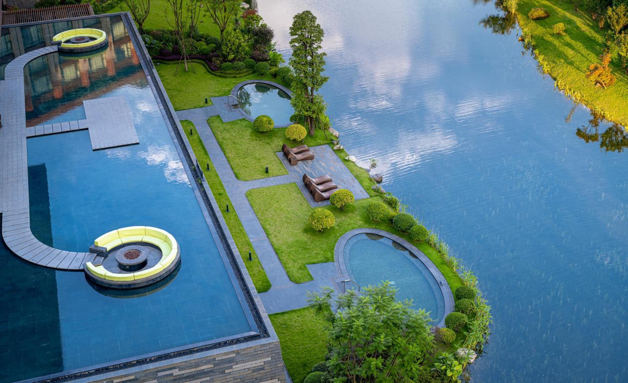 Le Meridien Emei Mountain Resort Emeishan Buitenkant foto